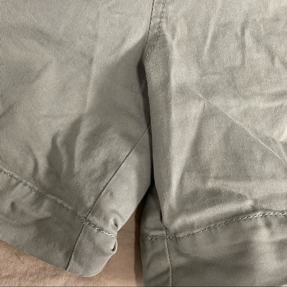 3 for $30 Old Navy Perfect Shorts - Picture 10 of 13